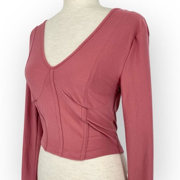 FEATHERS V Neck Long Sleeve Crop Top Mauve Pink Size Small Casual Stretch - Picture 2 of 5